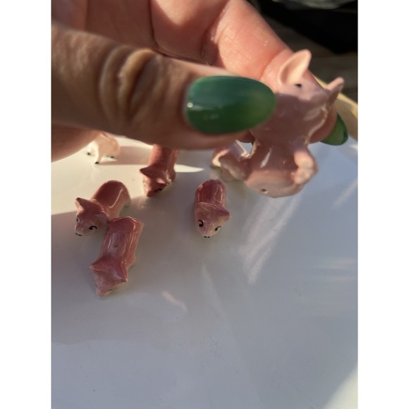 Farm Animals Mommy Pig Plus 9 Piglets Vintage Collectibles Ceramic Made In Japan - Picture 11 of 16